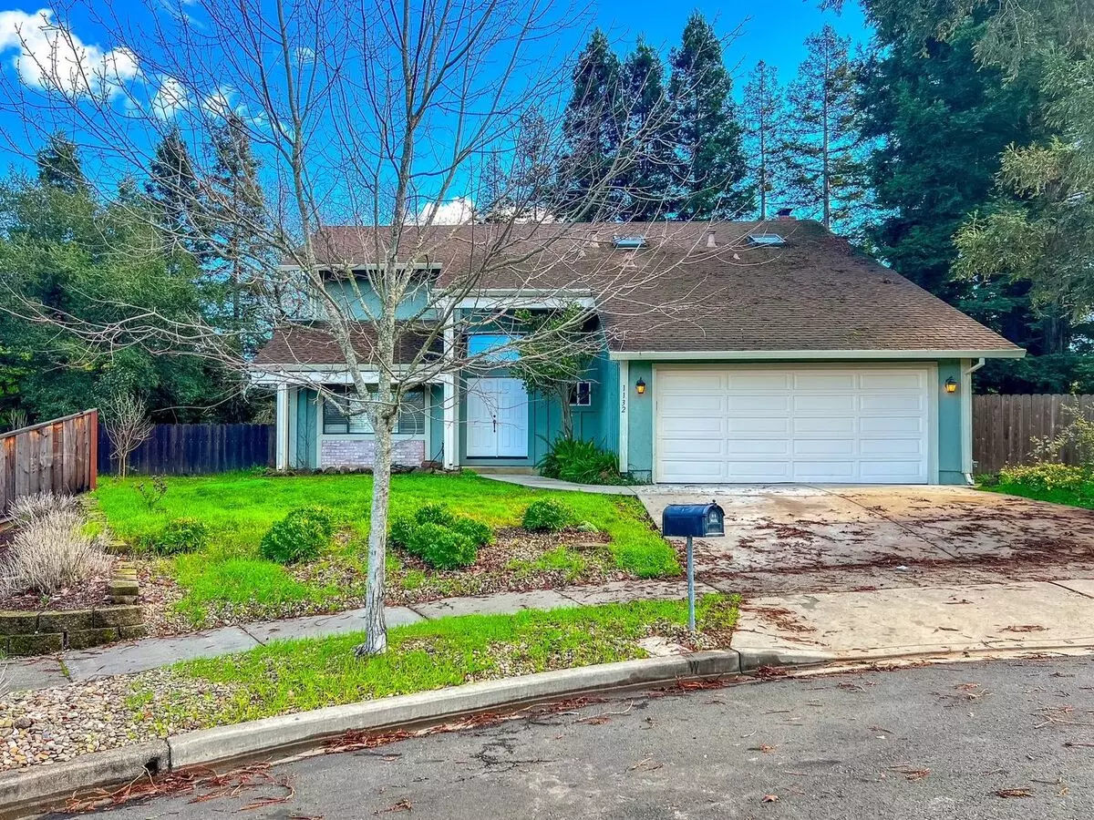 1132 Estates Dr Napa, CA 94558 photo 2