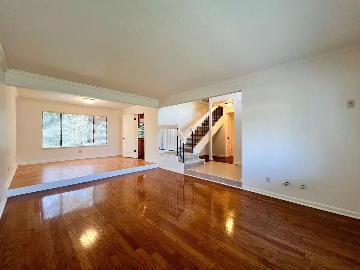1132 Estates Dr Napa, CA 94558 photo 5