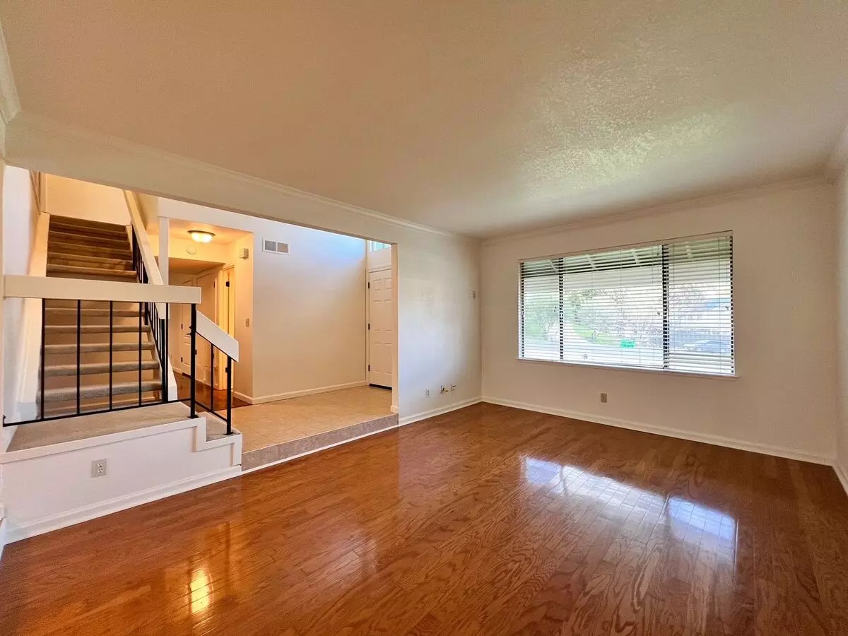 1132 Estates Dr Napa, CA 94558 photo 4