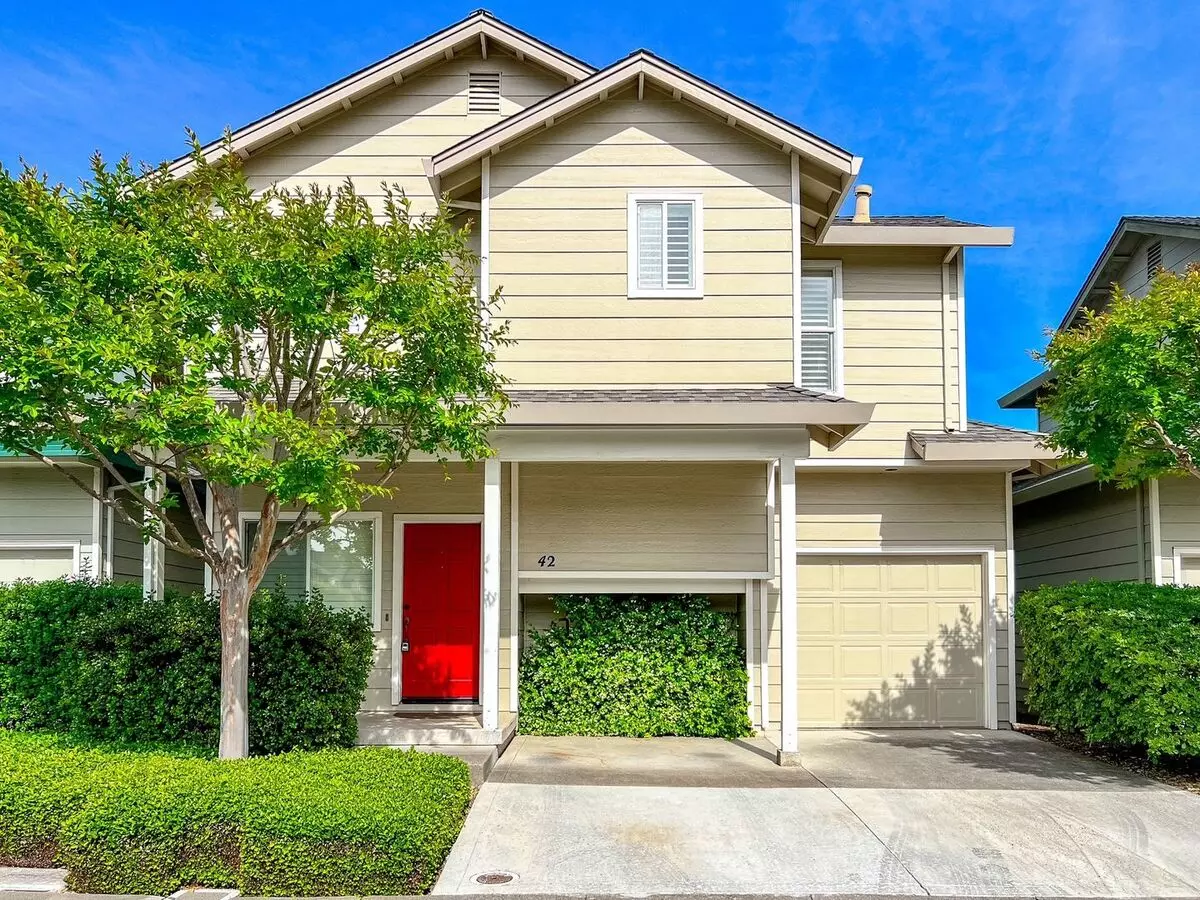 Charming Napa Condo In Quiet Court Setting