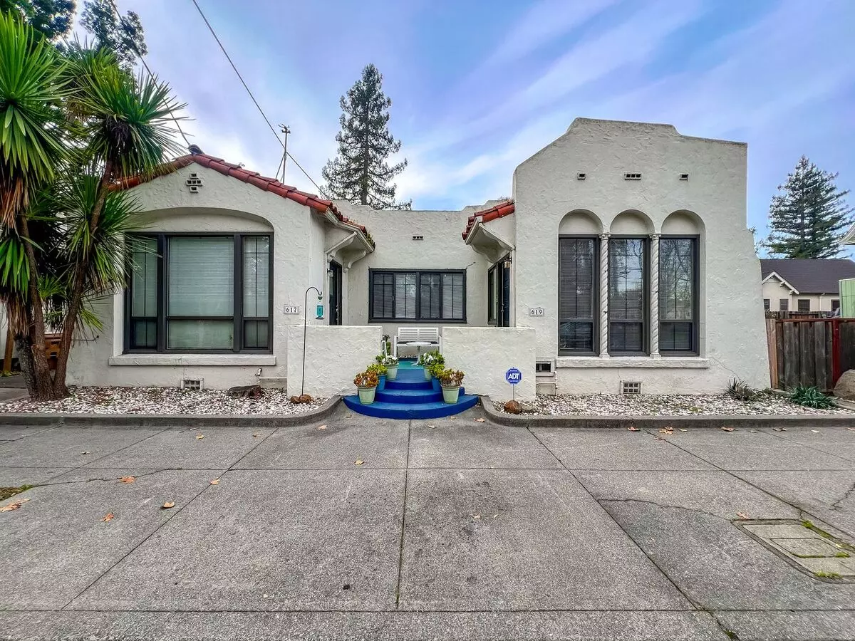 619 Jefferson St Napa, CA 94559 photo 2
