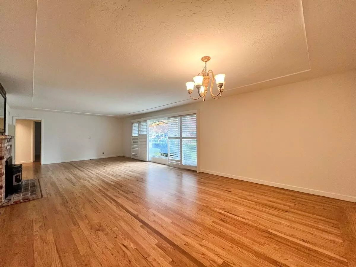 1039 Petra Dr Napa, CA 94558 photo 5