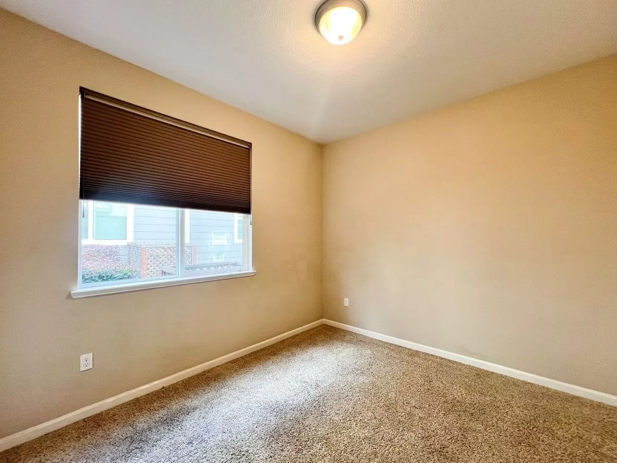 2175 Eva St Napa, CA 94559 photo 3