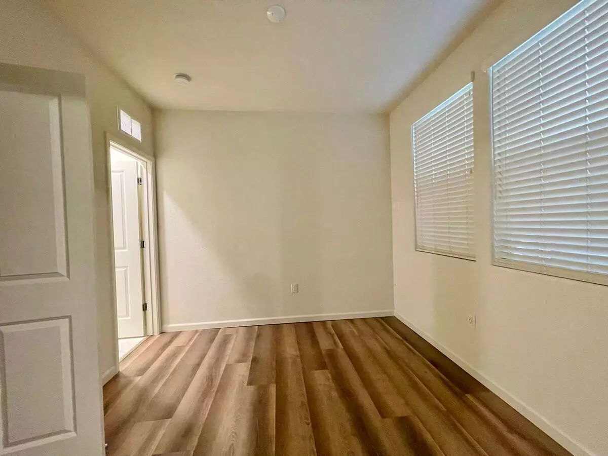 1 Bedroom, 1 Bath Condo Convenient Napa Location photo 5