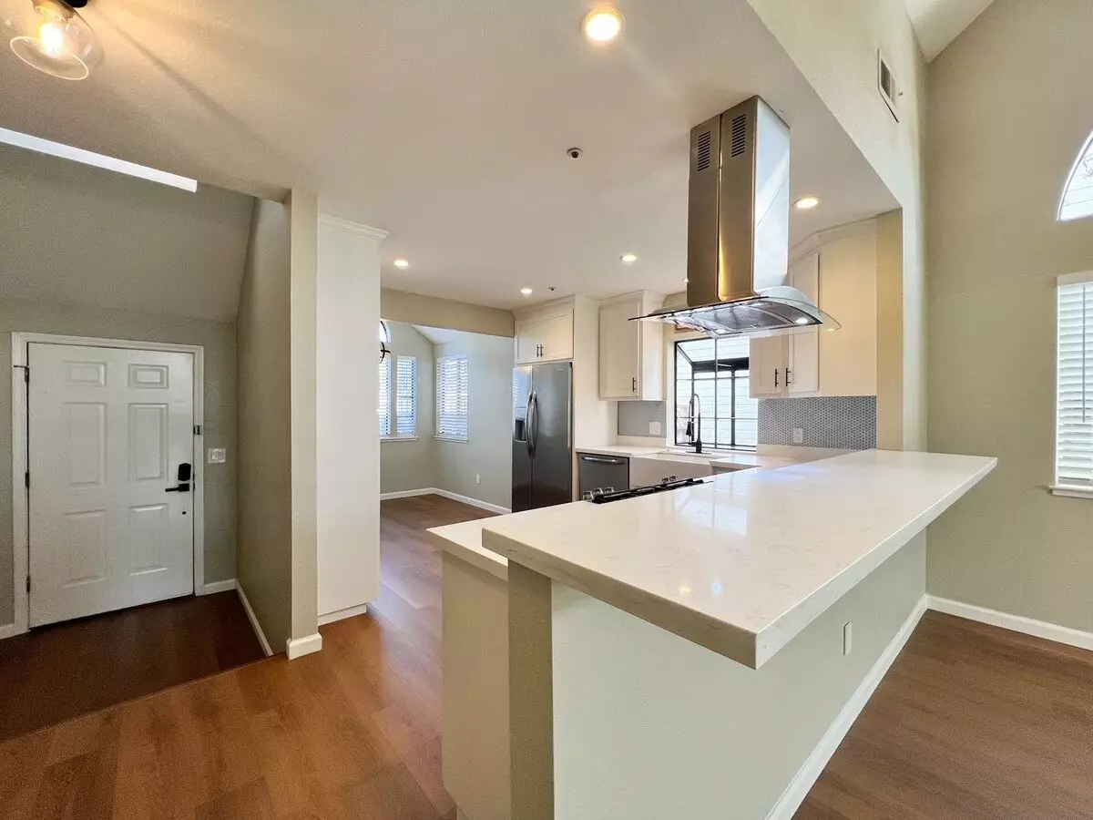14 Valley W Cir Napa, CA 94558 photo 3