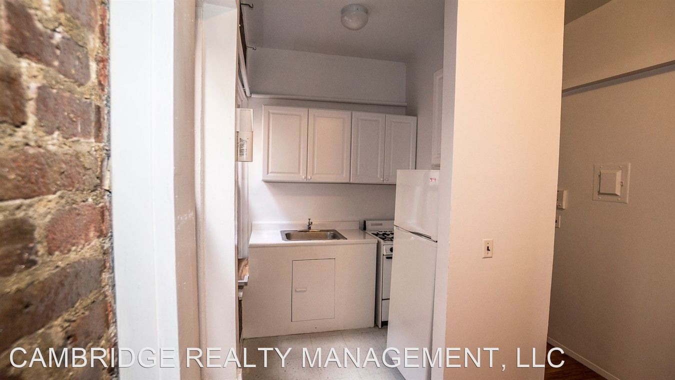 1372 York Avenue photo 5