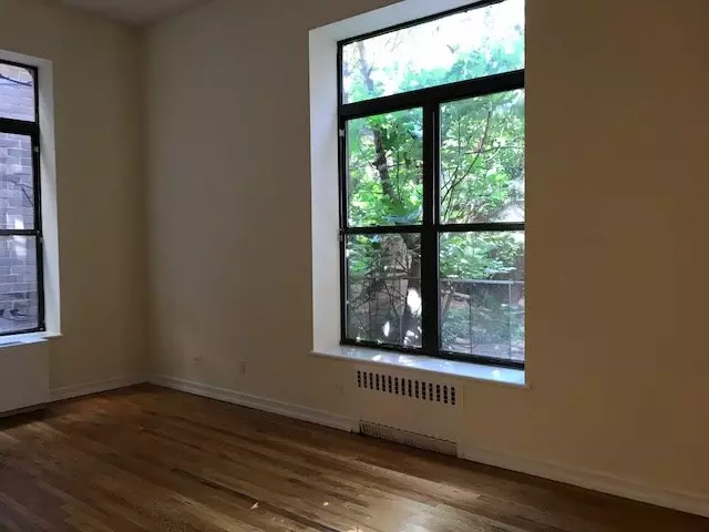 155 East 29th Street photo 3