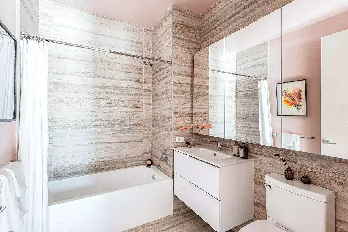 1br With A Private Home Office! photo 3