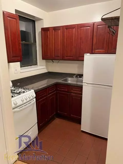 9415 3rd Avenue photo 3
