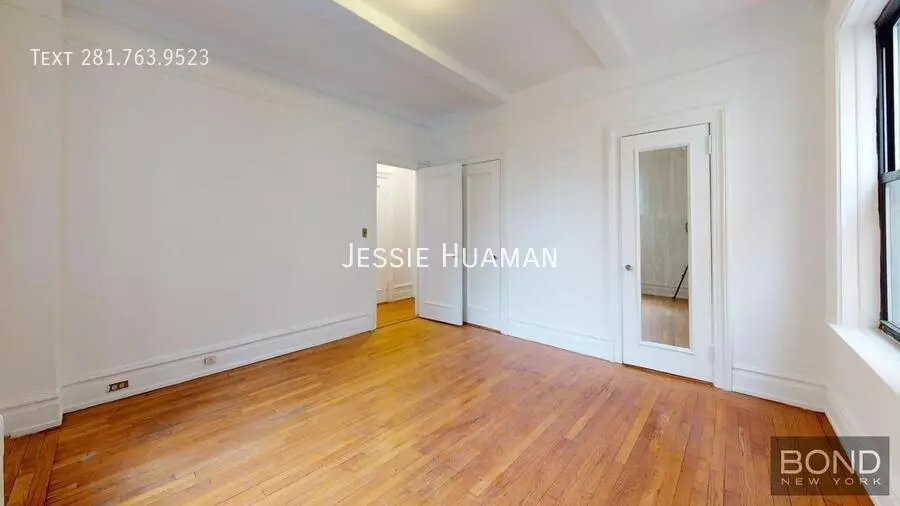 315 West 102nd Street photo 5