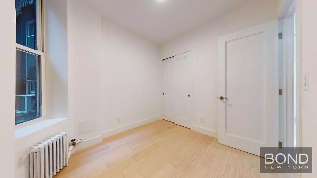 321 East 12th Street photo 5