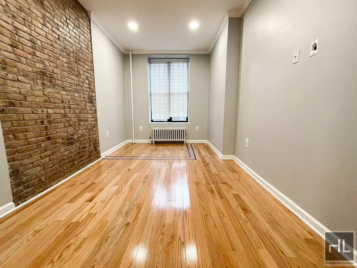 329 East 88th Street photo 3