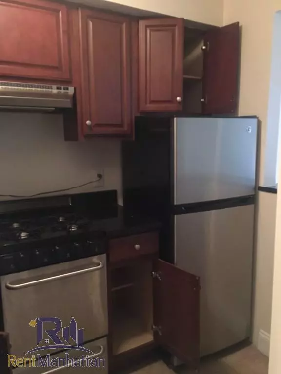 335 East 81st Street photo 4