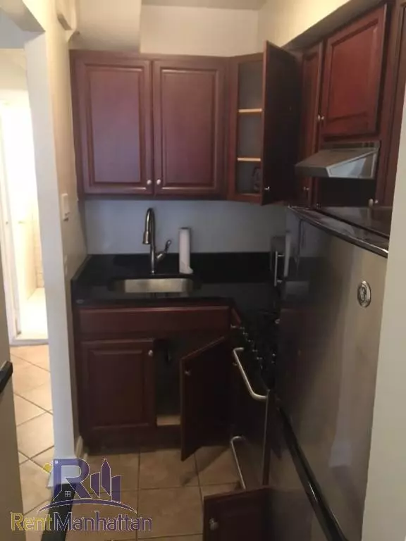 335 East 81st Street photo 5