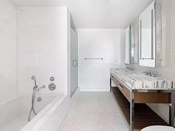 389 East 89th Street photo 3