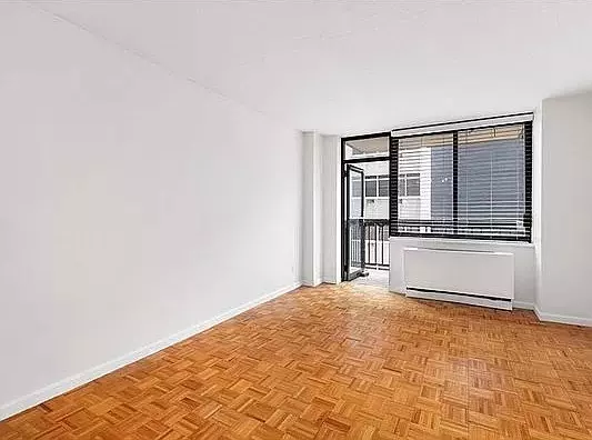 Stunning One-bedroom Condo Boasts Sleek Hardwood Floors!!! photo 5