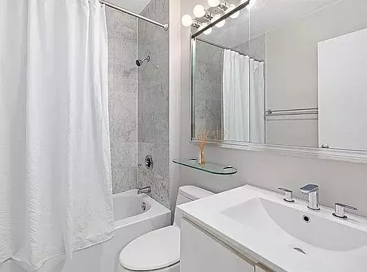 Stunning One-bedroom Condo Boasts Sleek Hardwood Floors!!! photo 3