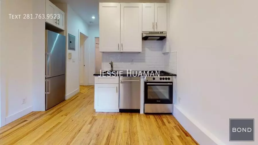 415 East 73rd Street photo 3