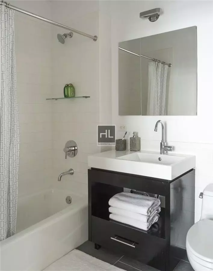 550 West 54th Street photo 3