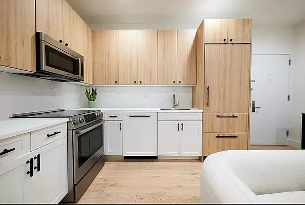 A Riverfront View 2 Bedroom 2 Bathroom Now Available! photo 4