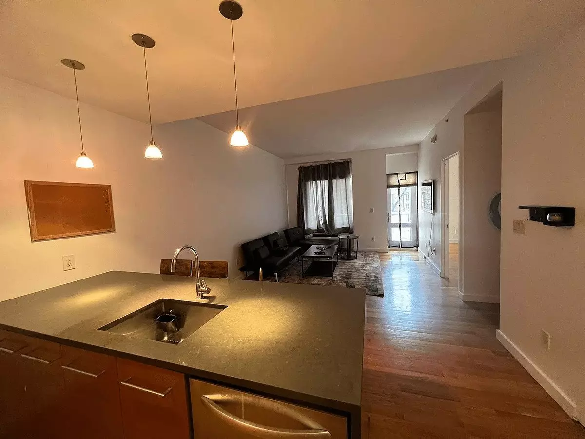 Amazing 1br Apartment With Gym &amp; Outdoor Space | Private Balcony photo 5