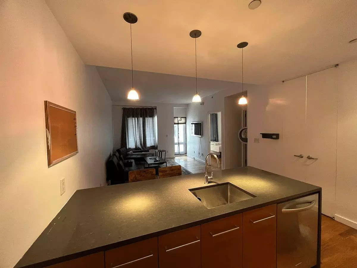Amazing 1br Apartment With Gym &amp; Outdoor Space | Private Balcony photo 3