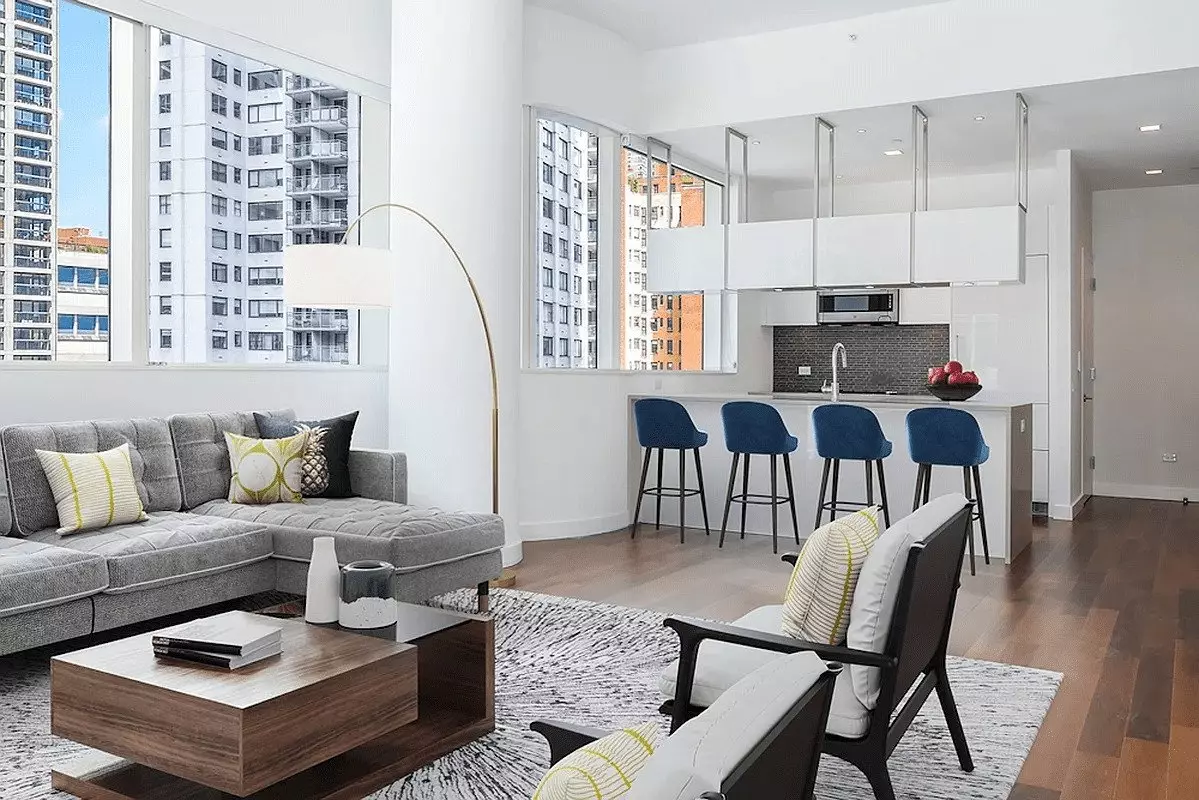 ***large Private Terrace*** photo 3