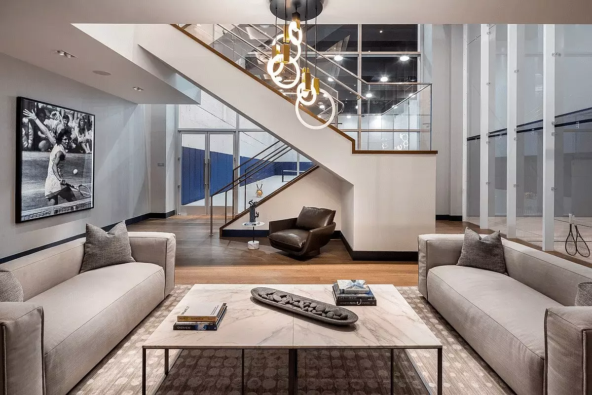 Luxury Lifestyle photo 4