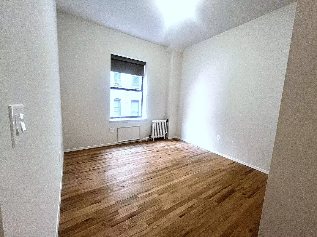Newly Renovated One Bedroom, One Bath Apartment photo 3
