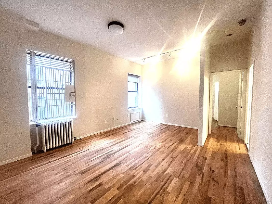 Newly Renovated One Bedroom, One Bath Apartment photo 5