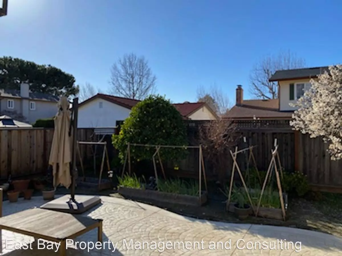 5039 Northampton Court, Newark, CA 94560 photo 5