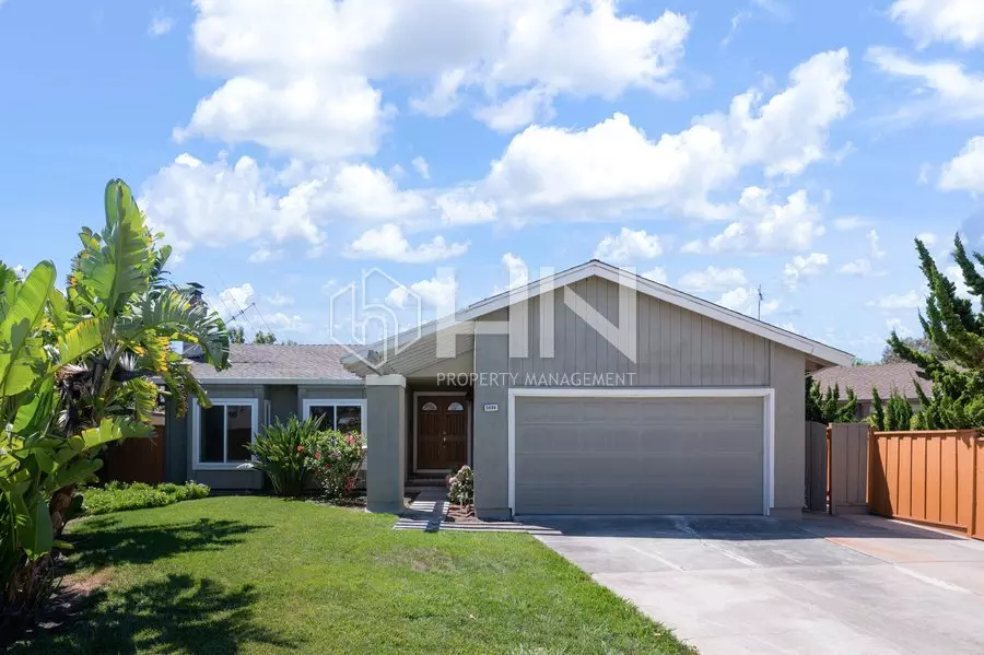 5686 Geranium Ct photo 4