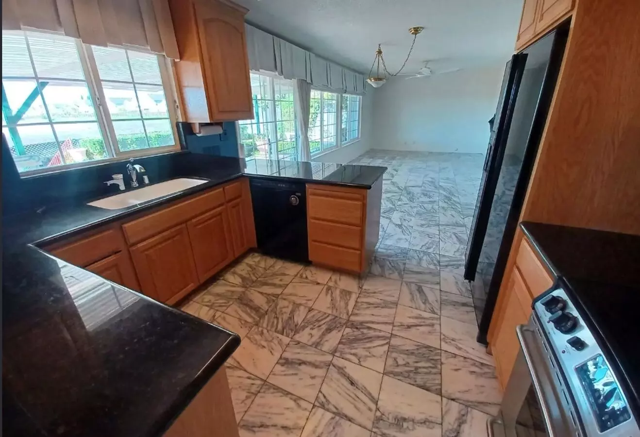 8153 Merion Drive, Newark, CA 94560 photo 5