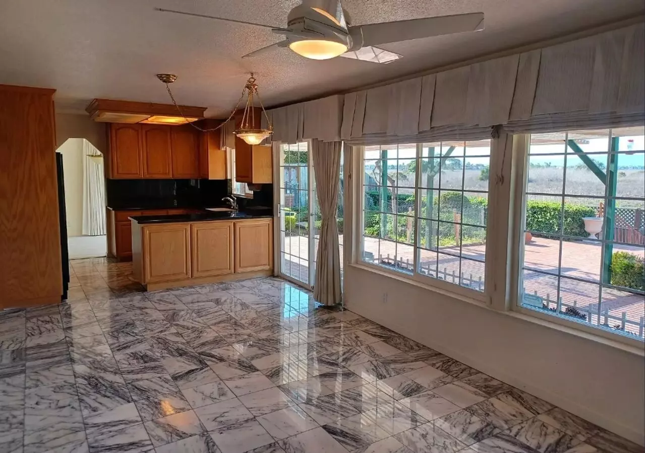 8153 Merion Drive, Newark, CA 94560 photo 4