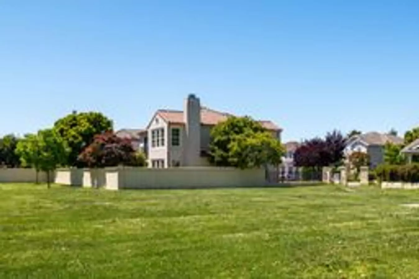 34 Woodbridge Way Novato, CA 94949 photo 3