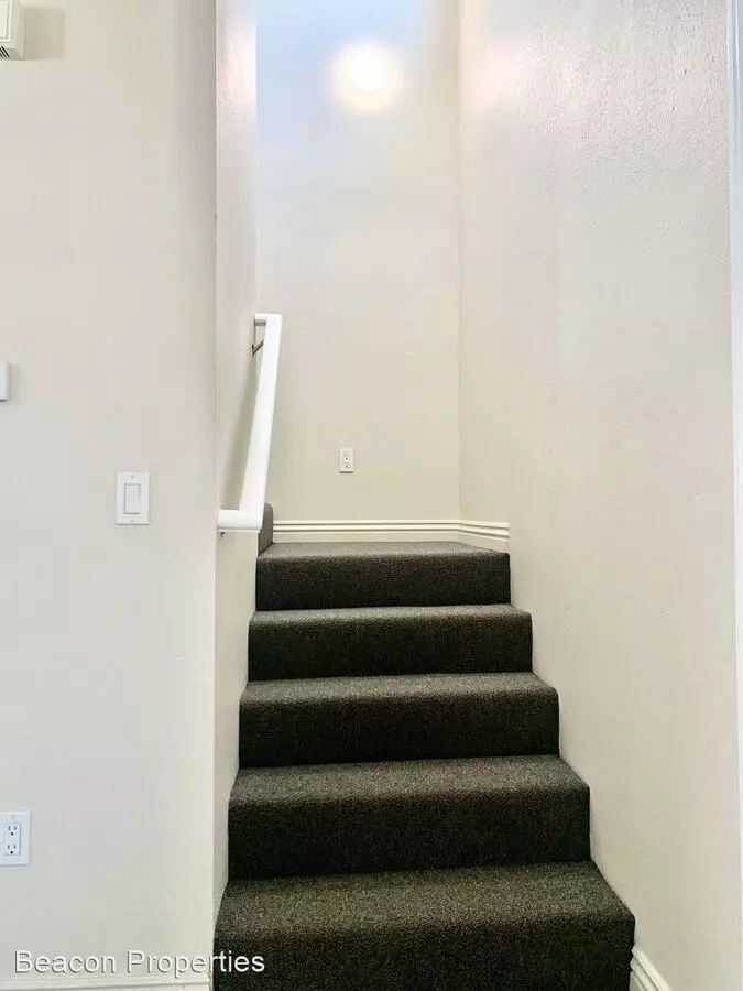 1050 70th  Avenue photo 5