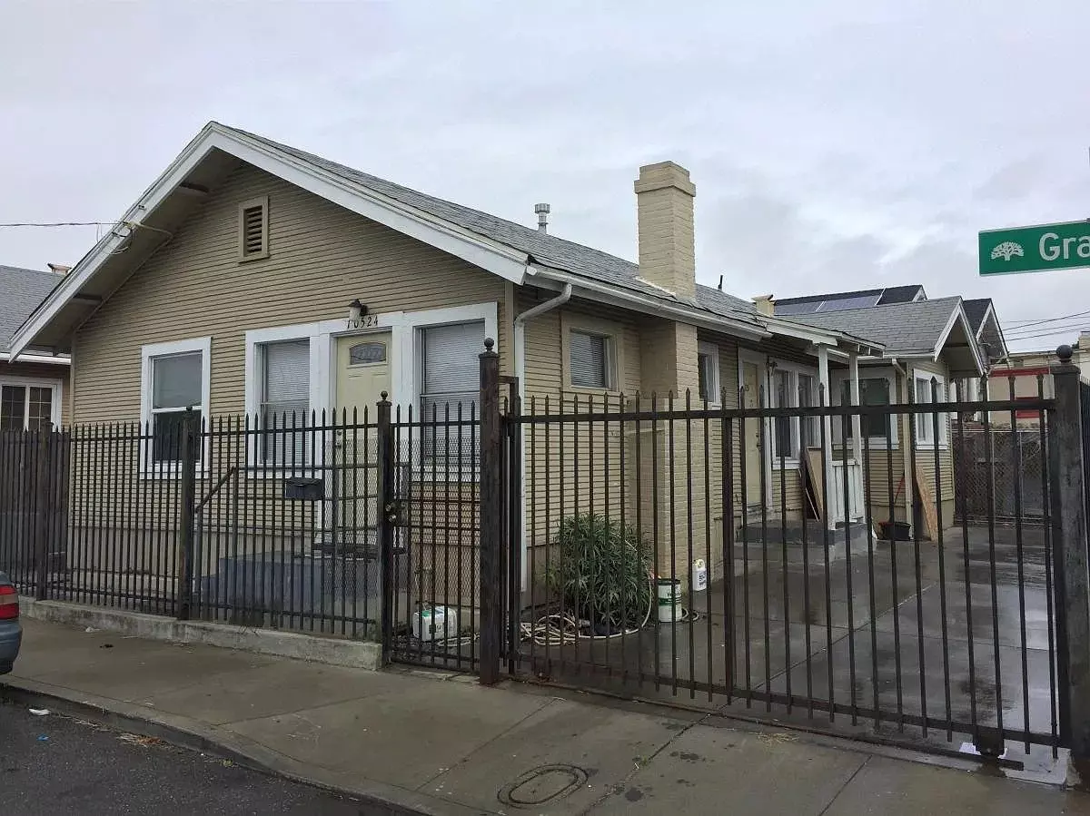 10524 Graffian St photo 3