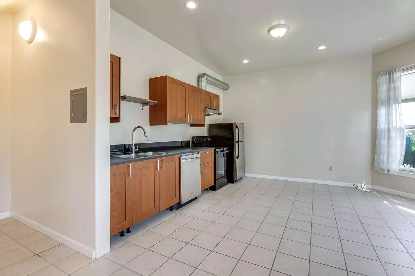 1206 30th Street, Oakland, CA 94608 photo 5