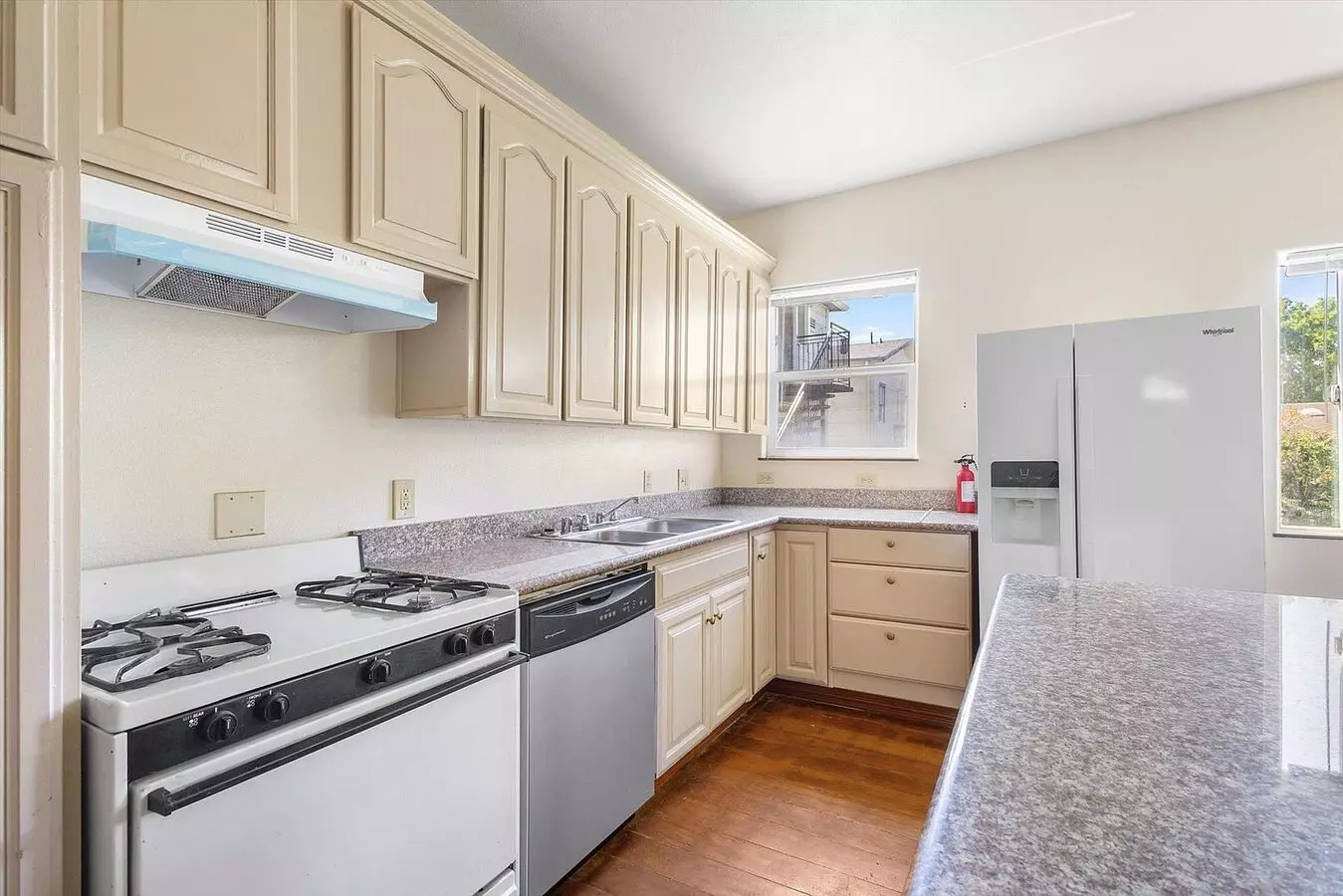 1427 Linden Street, Oakland, CA 94607 photo 4