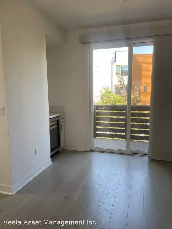 1437 Prescott Street, Oakland, CA 94607 photo 4