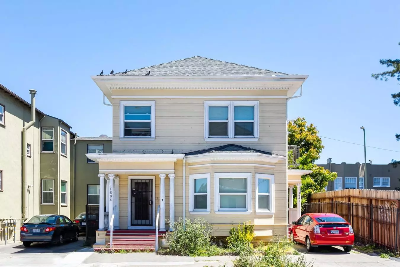 1446 1st Ave photo 3