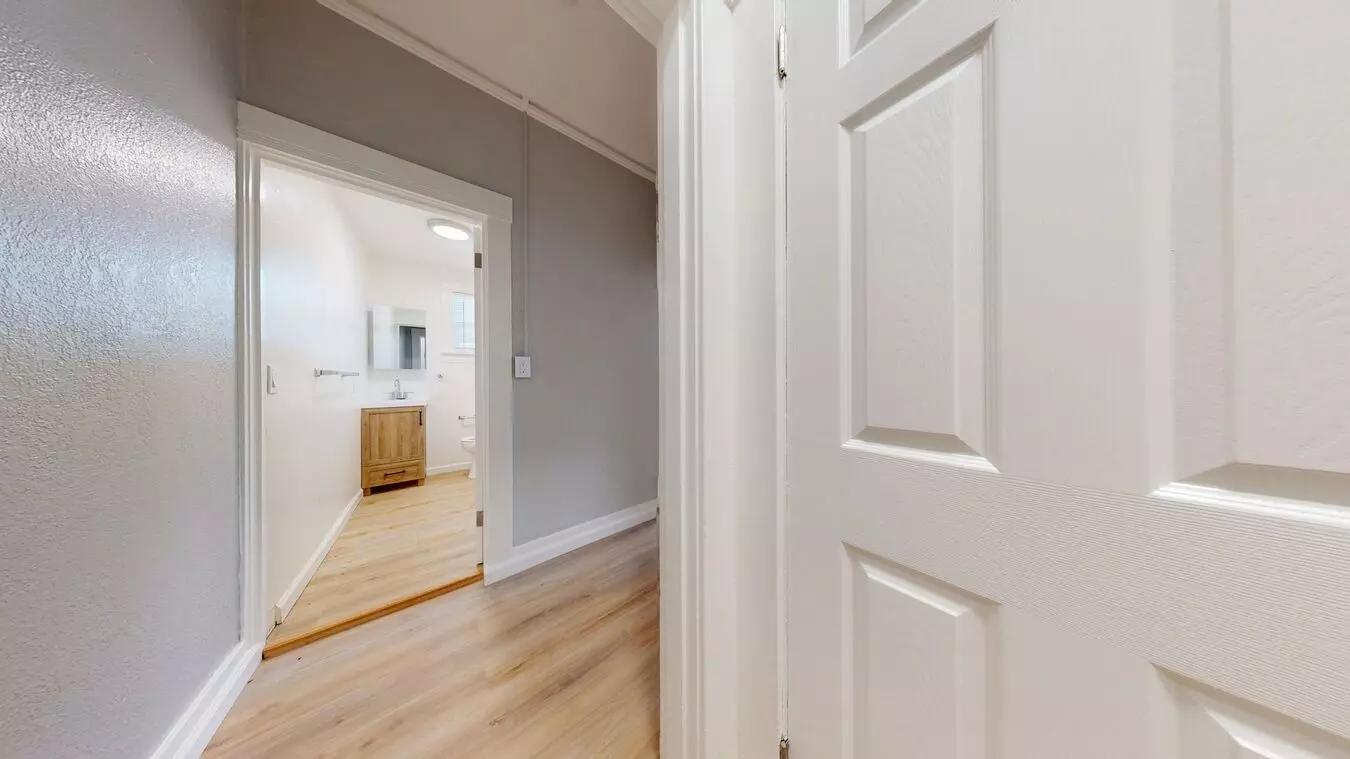146 Grand Avenue, Oakland, CA 94612 photo 2