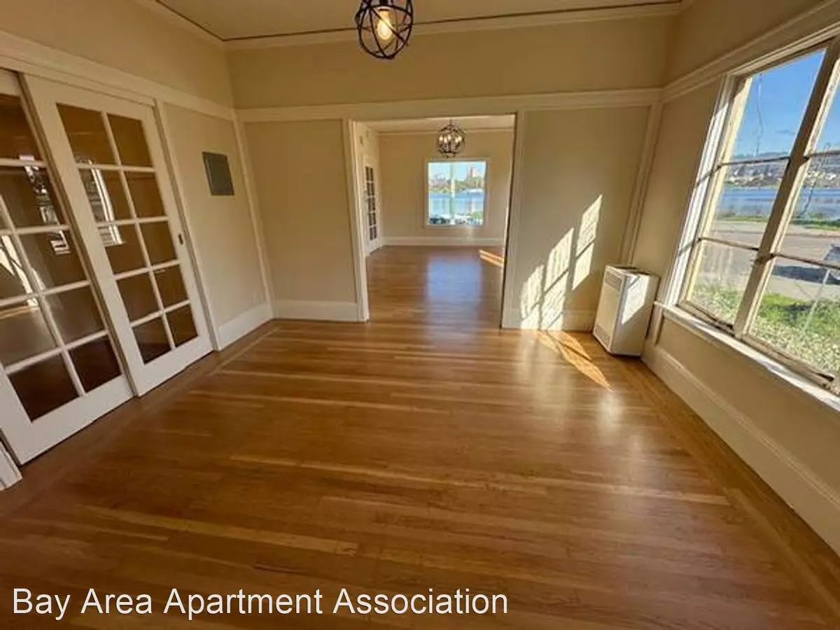 1500 Lakeshore Avenue, Oakland, CA 94606 photo 4