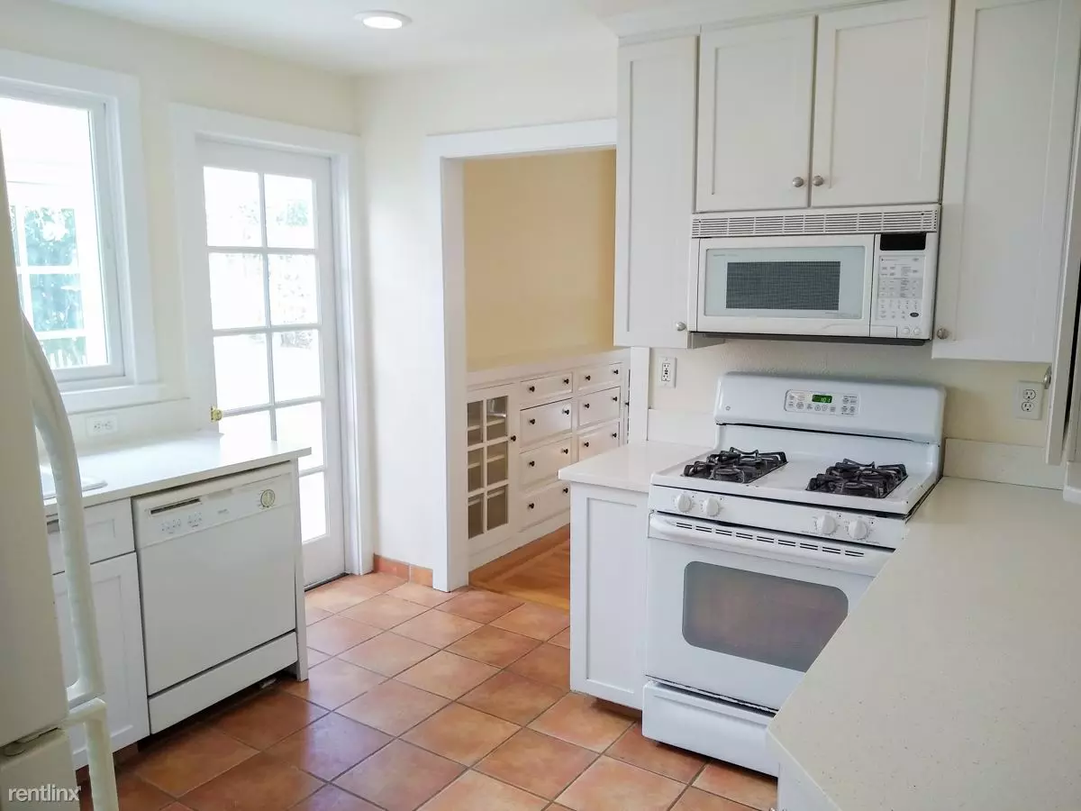 154 Duncan Way, Oakland, CA 94611 photo 4
