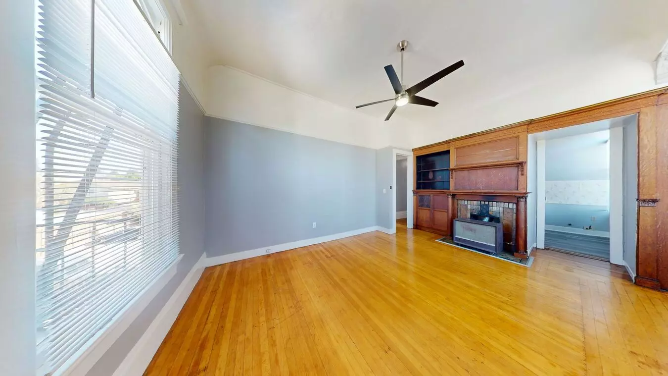 1714 6th Ave photo 4