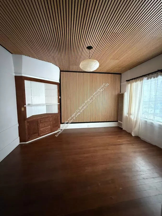 988 18th St Oakland, CA 94607 photo 2