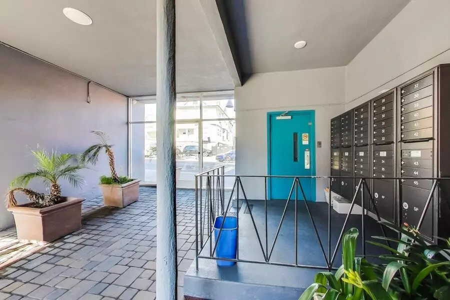 1925 13th Avenue, Oakland, CA 94606 photo 3