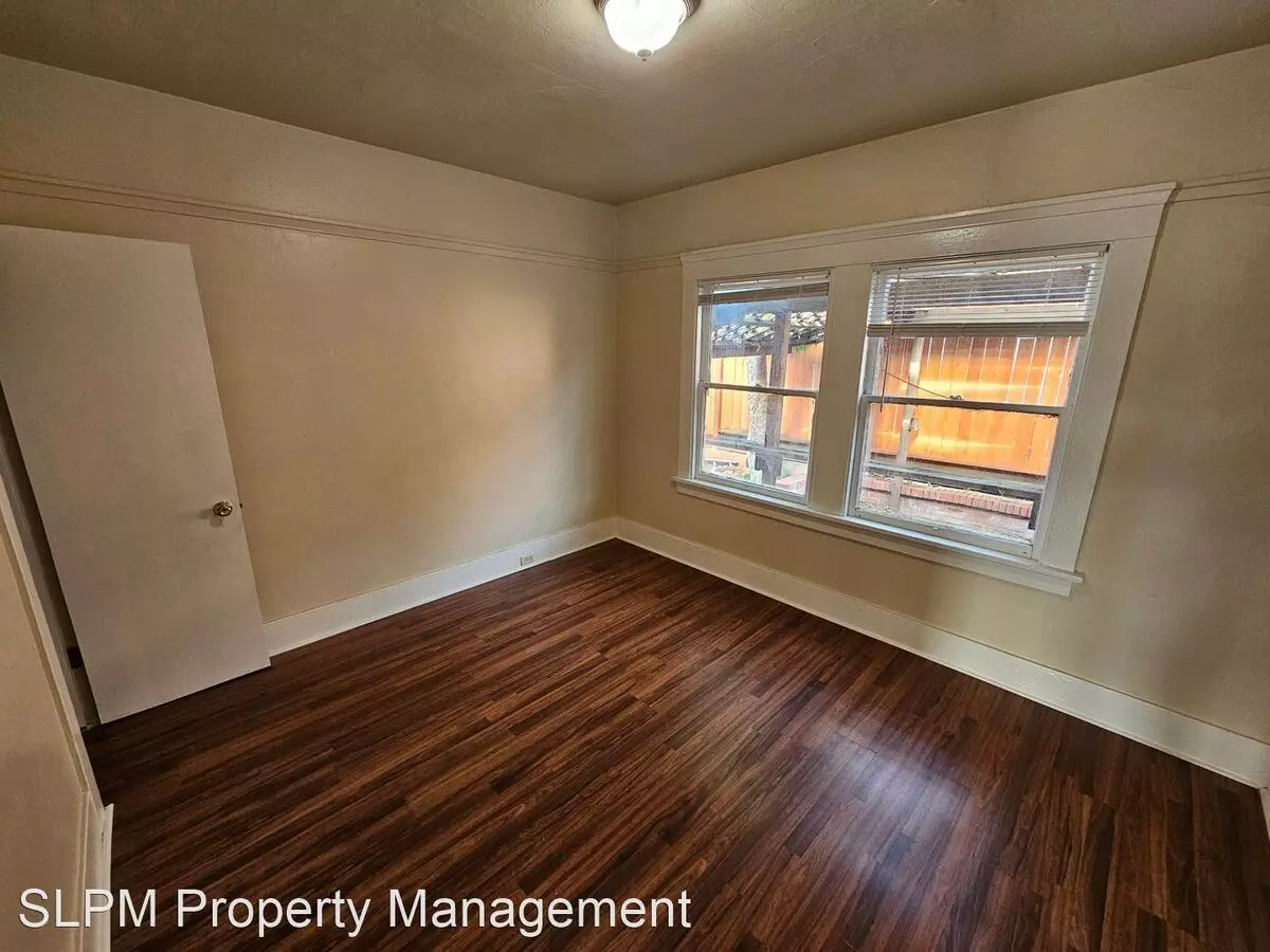 1931-1933 Courtland Avenue, Oakland, CA 94601 photo 2