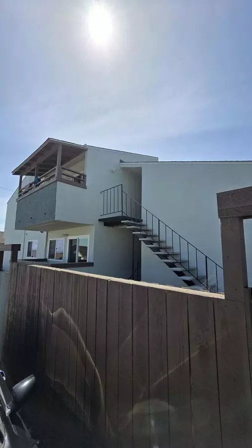 2235 Inyo Ave photo 3