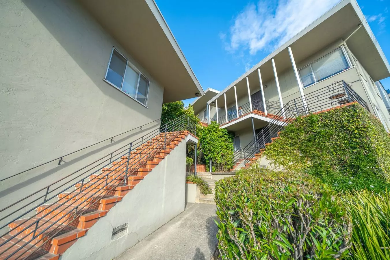 2275 Park Blvd photo 2